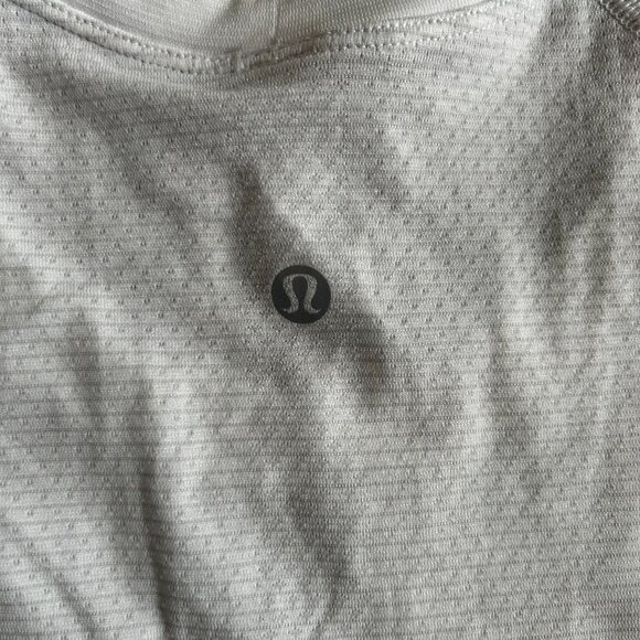 Lululemon Swiftly Tech Short Sleeve Top White Size 10 | Lightweight NWT - Picture 7 of 8